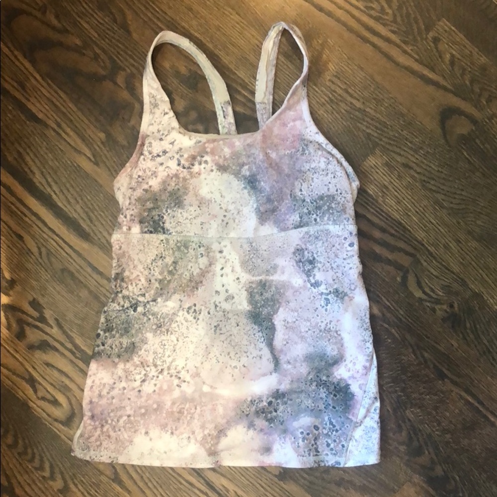 Lululemon tank with built in bra